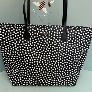 NEW~ Kate Spade ♠️ Tote !!!!